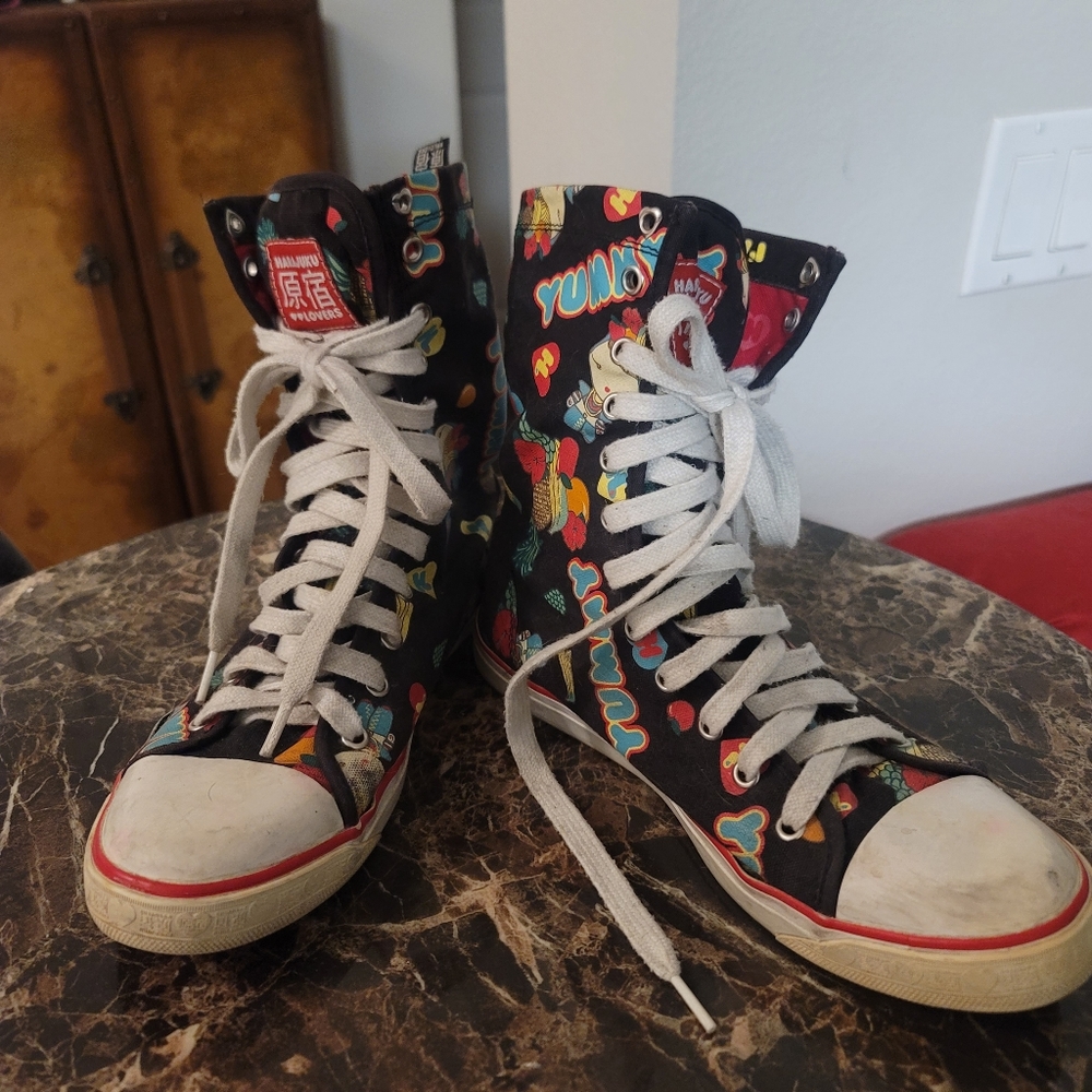 Harajuku Lovers YUMMY Hightop sneakers 👟